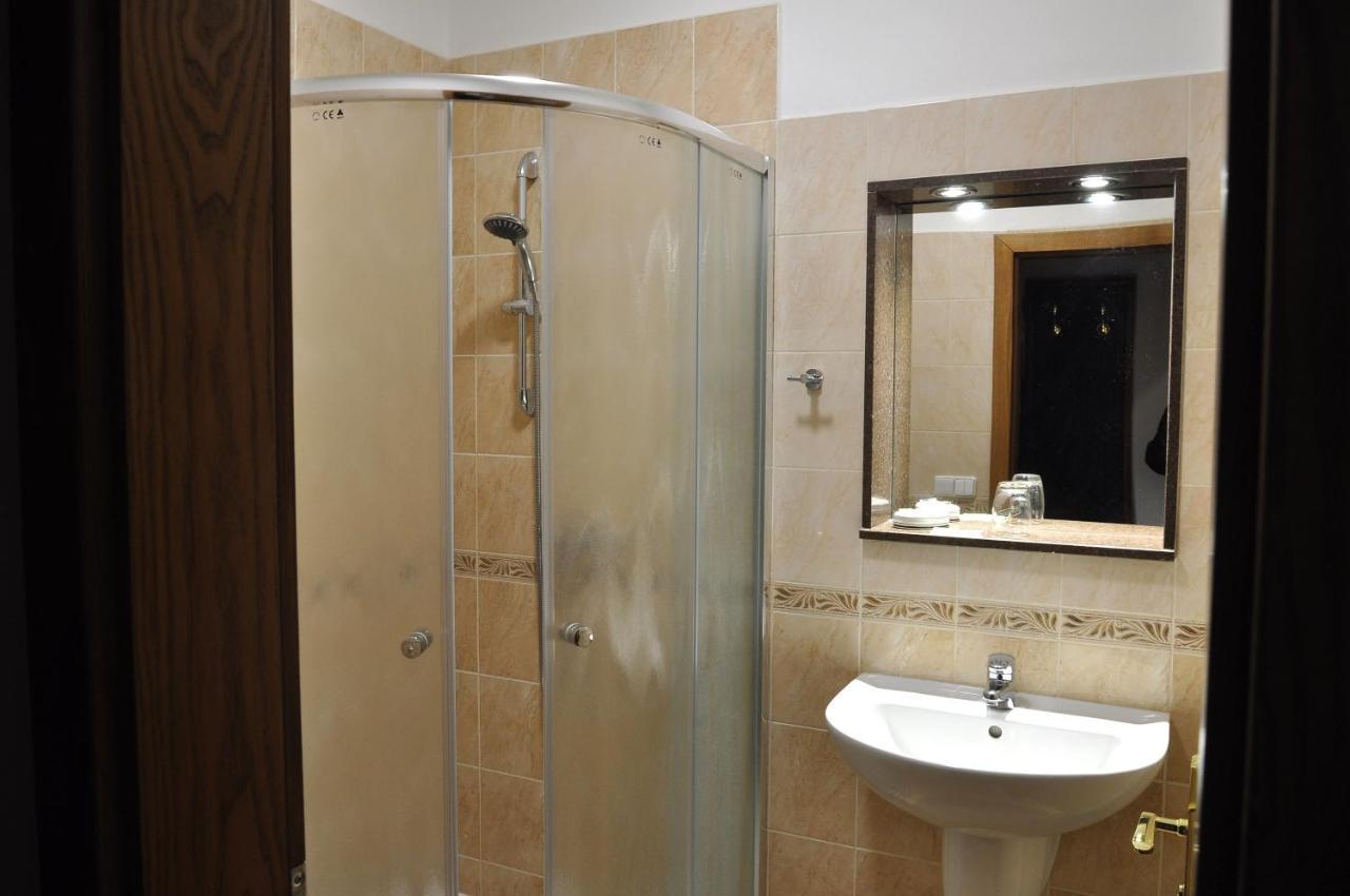 Hotel U Bileho Kone 로케트 외부 사진