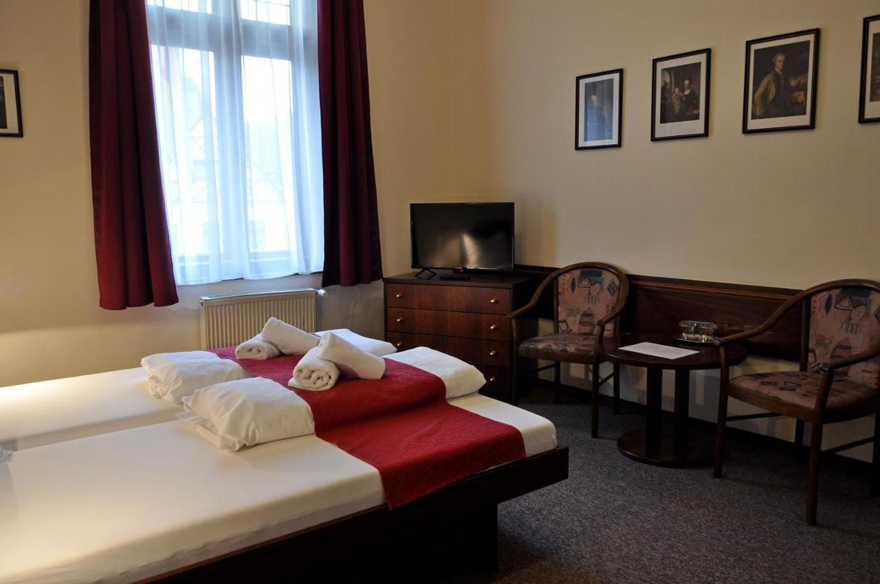 Hotel U Bileho Kone 로케트 객실 사진