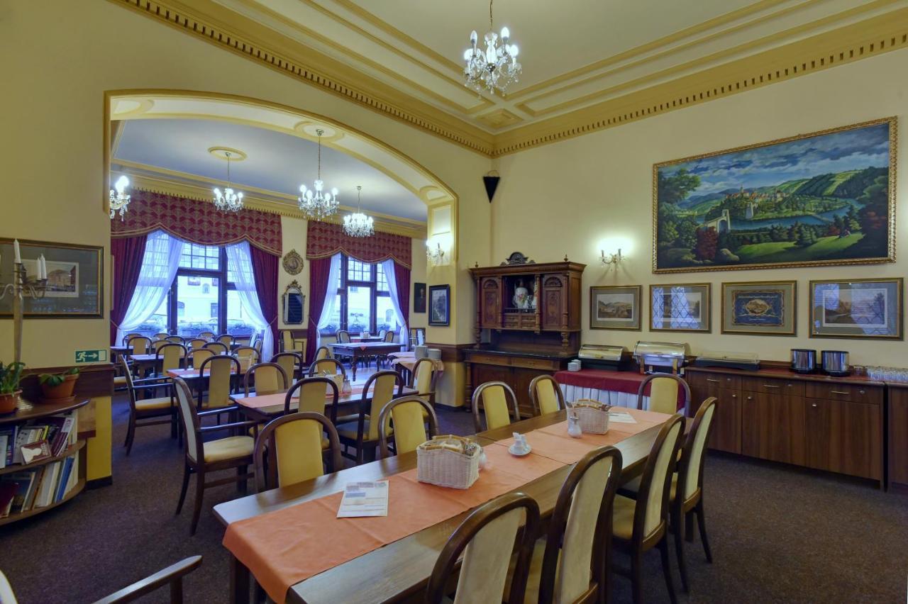 Hotel U Bileho Kone 로케트 외부 사진