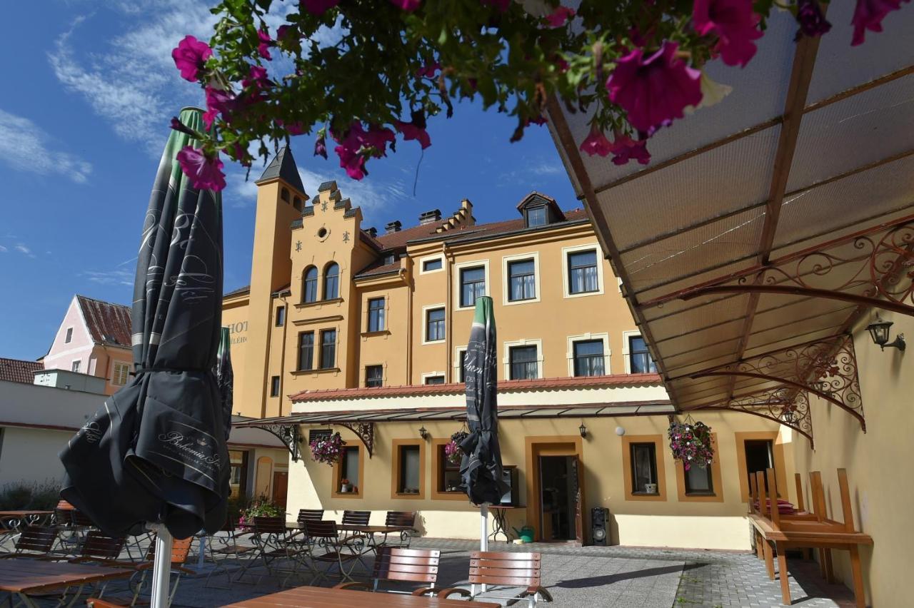 Hotel U Bileho Kone 로케트 외부 사진