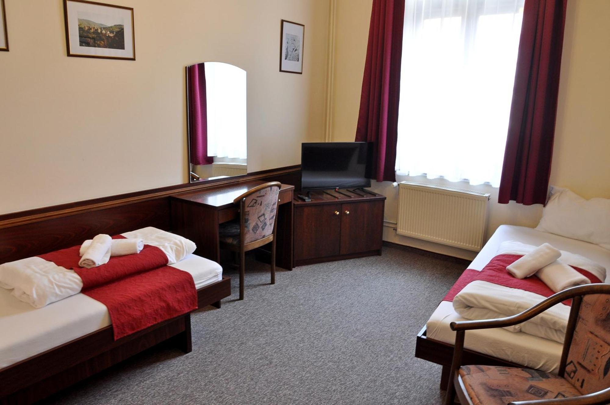 Hotel U Bileho Kone 로케트 객실 사진